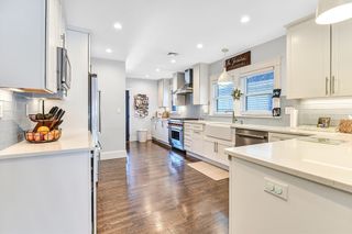 58 Metropolitan Ave 2, Boston, MA 02131