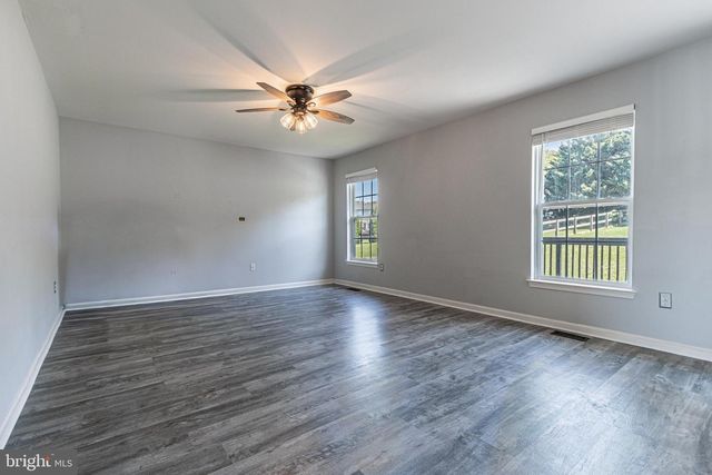 271 COURTNEY CT, Spring Grove, PA 17362