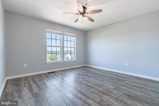 271 COURTNEY CT, Spring Grove, PA 17362