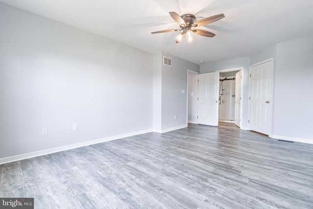 271 COURTNEY CT, Spring Grove, PA 17362