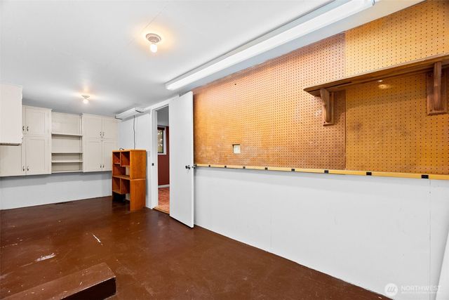 1406 Evergreen Park Lane SW, Olympia, WA 98502