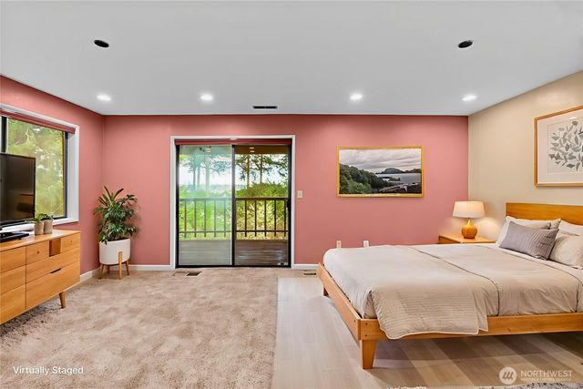 1406 Evergreen Park Lane SW, Olympia, WA 98502