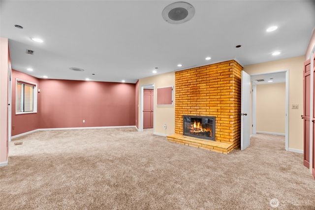 1406 Evergreen Park Lane SW, Olympia, WA 98502