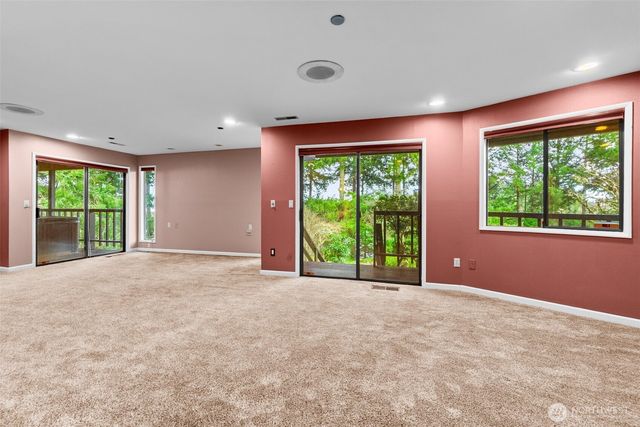 1406 Evergreen Park Lane SW, Olympia, WA 98502