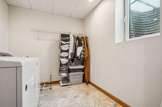 1722 Taylor Station Road, Blacklick, OH 43004