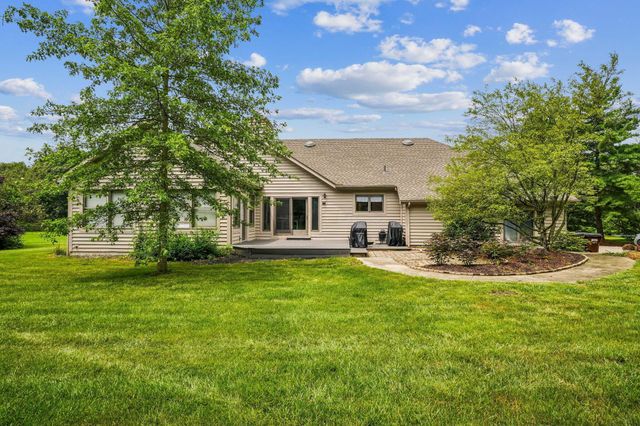 1722 Taylor Station Road, Blacklick, OH 43004