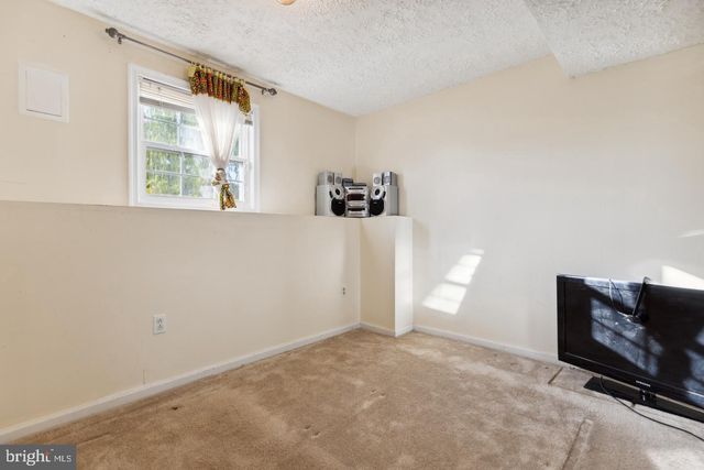 1984 WINSLOW CT, Woodbridge, VA 22191