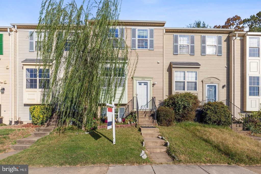 1984 WINSLOW CT, Woodbridge, VA 22191