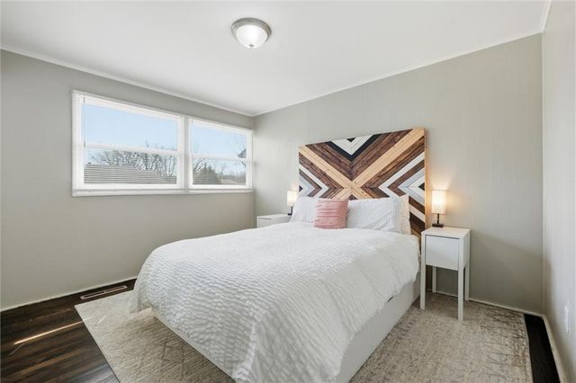 1204 NE 62nd Street, Gladstone, MO 64118