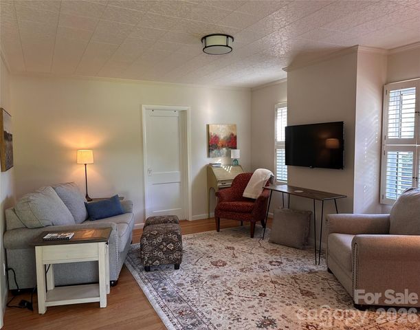 21 Byrd Lane, Brevard, NC 28712