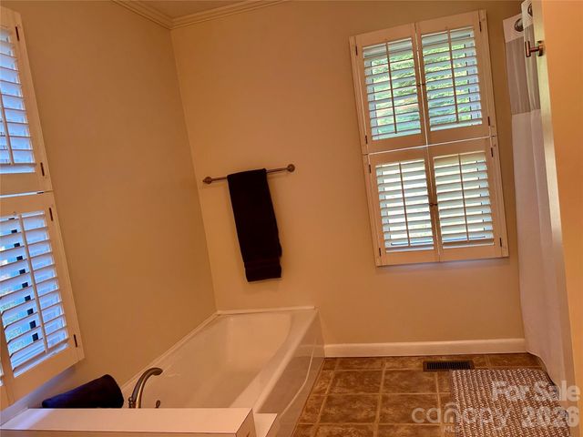 21 Byrd Lane, Brevard, NC 28712