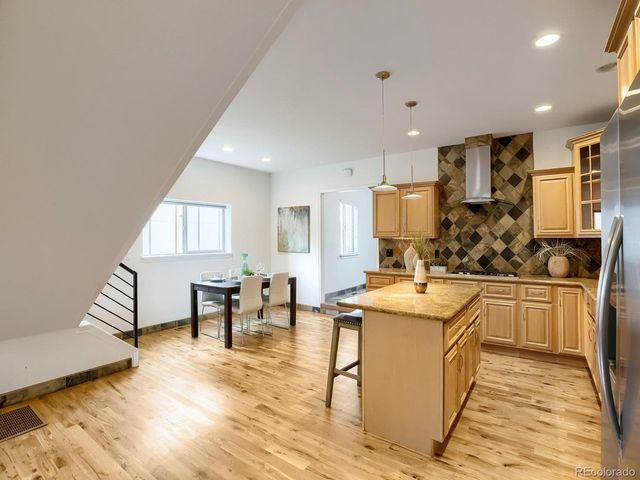 2250 N Washington St, Denver, CO 80205