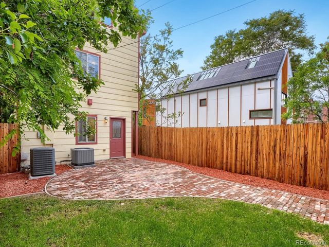 2250 N Washington St, Denver, CO 80205