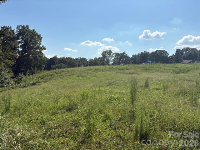 000 Airpark Drive, Mooresville, NC 28115