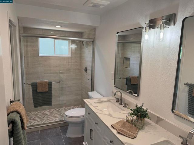 1341 Edinburgh, Concord, CA 94518