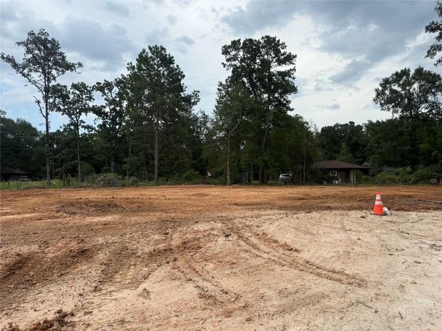 0 Redbird Place, Conroe, TX 77385