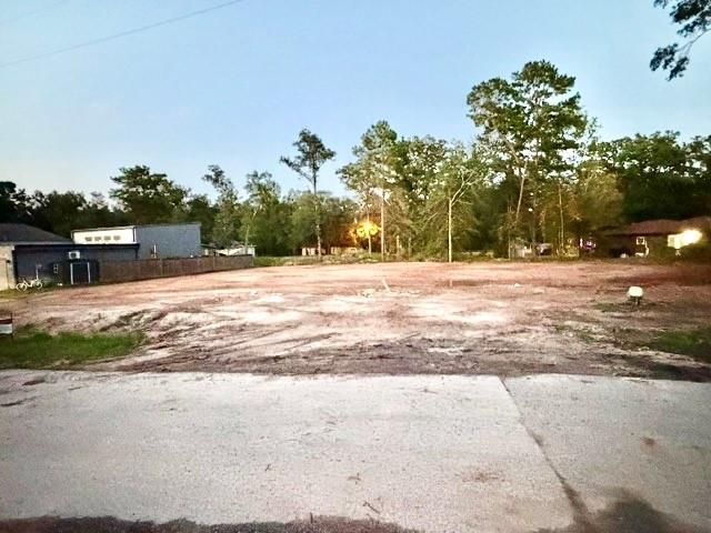 0 Redbird Place, Conroe, TX 77385