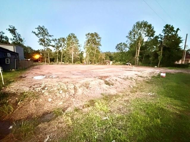 0 Redbird Place, Conroe, TX 77385