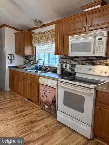 3606 WHEELHOUSE RD, Middle River, MD 21220