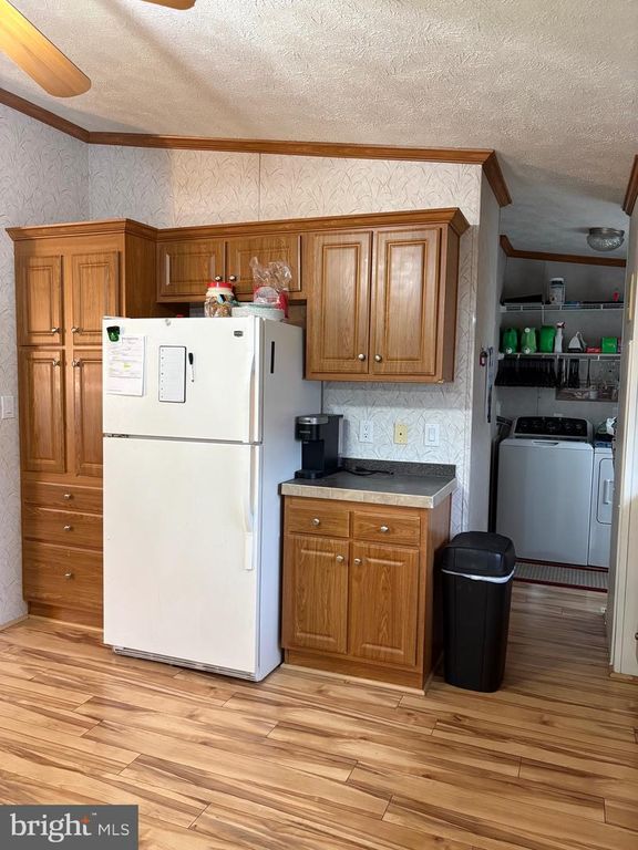 Image 10 of property listing at 3606 WHEELHOUSE RD, Middle River, MD 21220