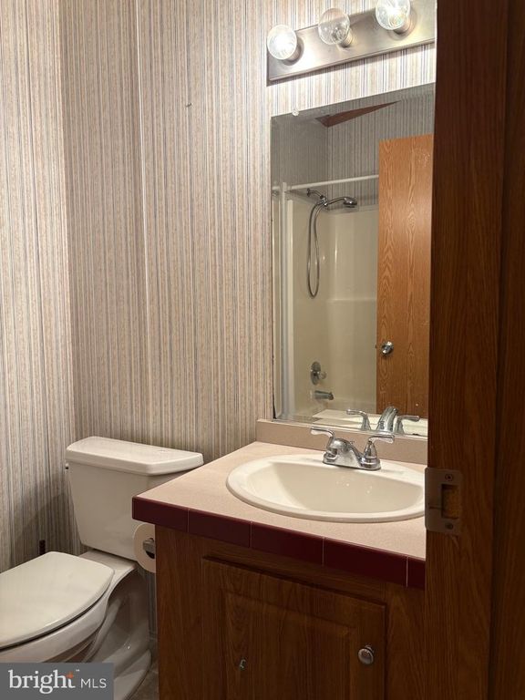 Image 22 of property listing at 3606 WHEELHOUSE RD, Middle River, MD 21220