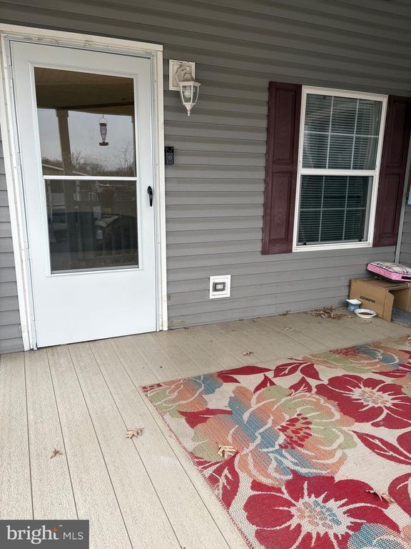 Image 3 of property listing at 3606 WHEELHOUSE RD, Middle River, MD 21220