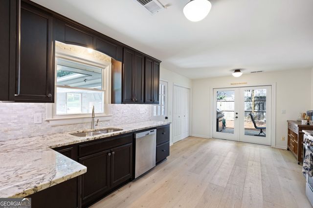 3093 Old Canton Court, Marietta, GA 30068