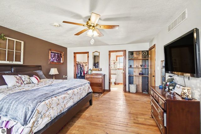 4861 Carpenter Road, Tawas City, MI 48763