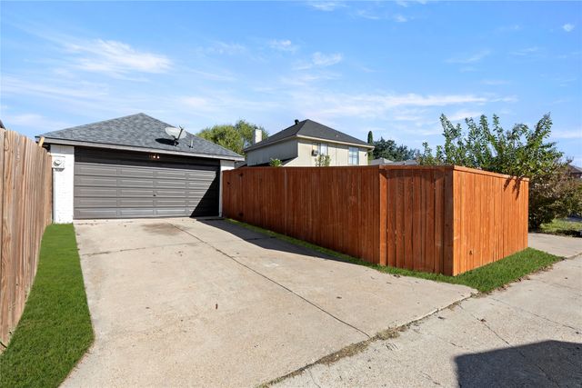 1424 Wheatfield Drive, Mesquite, TX 75149