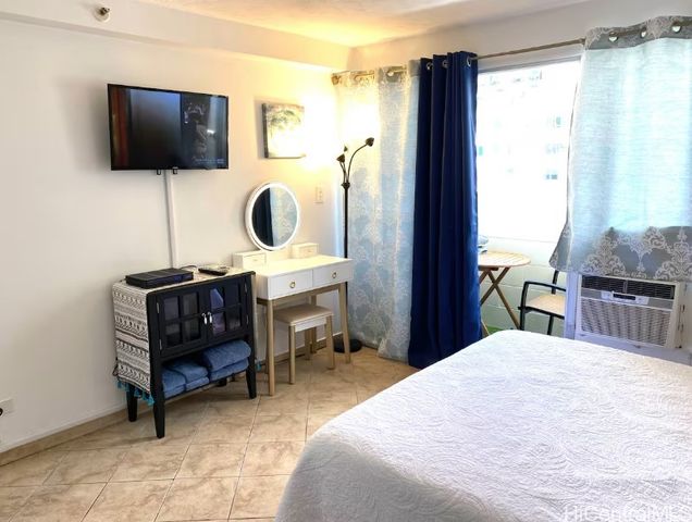 2450 Prince Edward Street 1005A, Honolulu, HI 96815