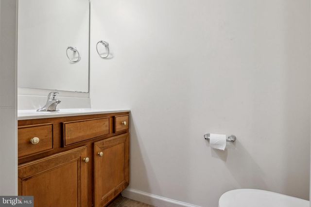 560 NANTUCKET DR, Red Lion, PA 17356