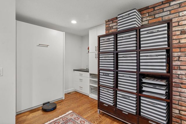 864 W Yarmouth Road, Yarmouth Port, MA 02675