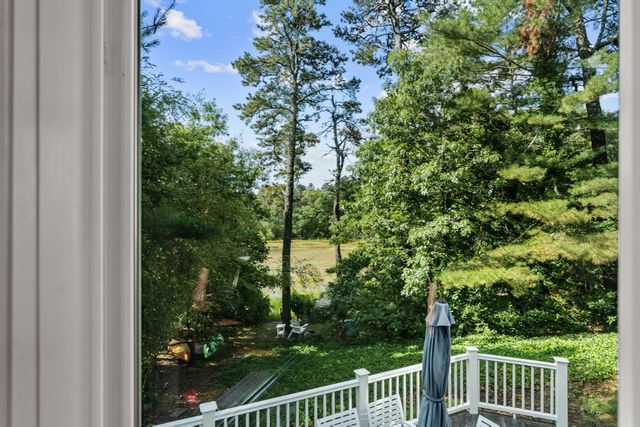 864 W Yarmouth Road, Yarmouth Port, MA 02675
