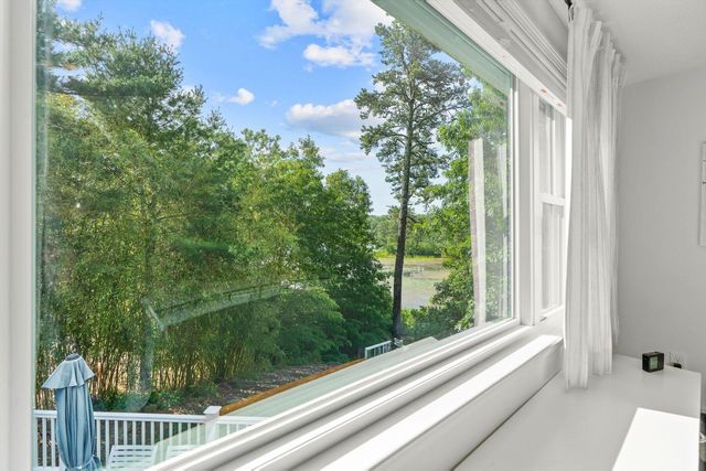 864 W Yarmouth Road, Yarmouth Port, MA 02675
