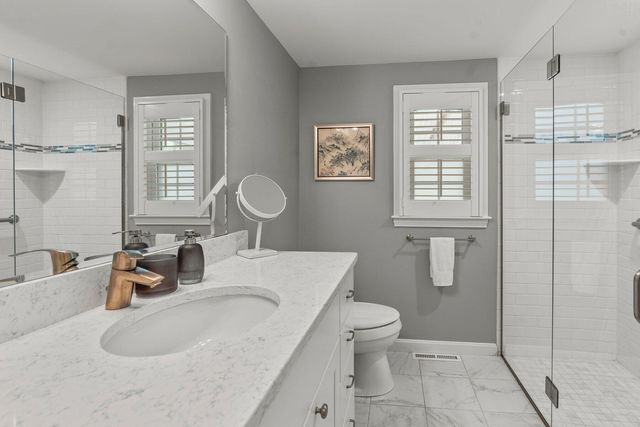 864 W Yarmouth Road, Yarmouth Port, MA 02675