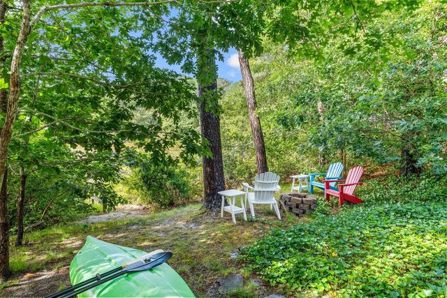 864 W Yarmouth Road, Yarmouth Port, MA 02675