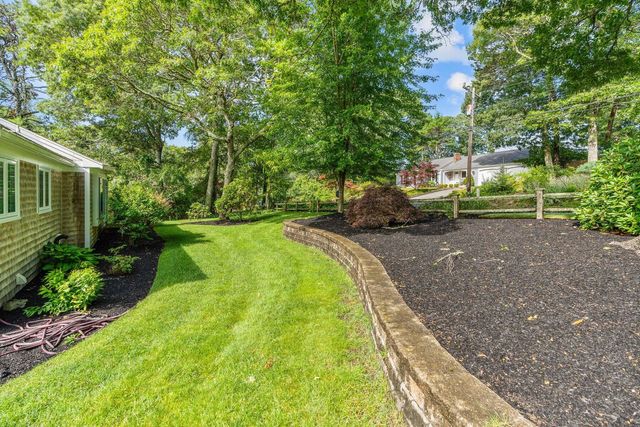 864 W Yarmouth Road, Yarmouth Port, MA 02675