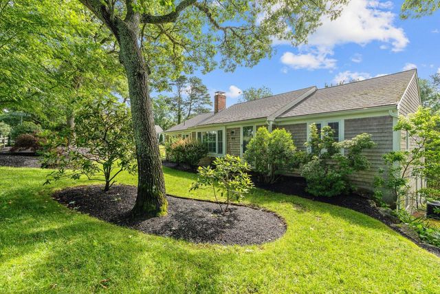 864 W Yarmouth Road, Yarmouth Port, MA 02675