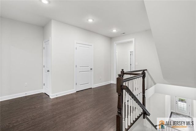 38 Hamilton Drive, Cranbury, NJ 08512