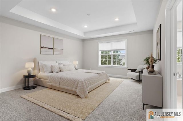 38 Hamilton Drive, Cranbury, NJ 08512