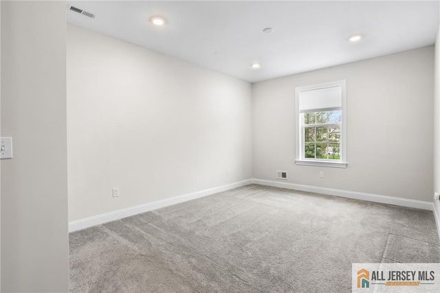 38 Hamilton Drive, Cranbury, NJ 08512