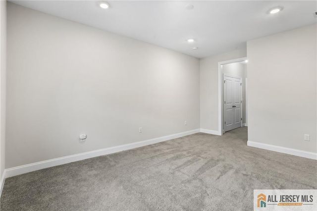 38 Hamilton Drive, Cranbury, NJ 08512
