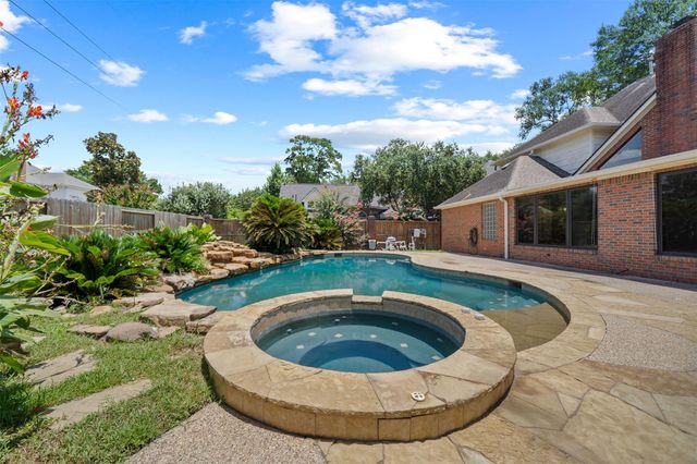 5406 Autumn Breeze Court, Spring, TX 77379