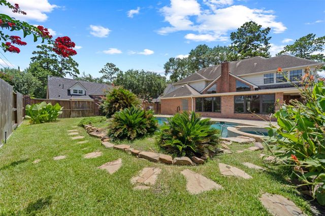 5406 Autumn Breeze Court, Spring, TX 77379