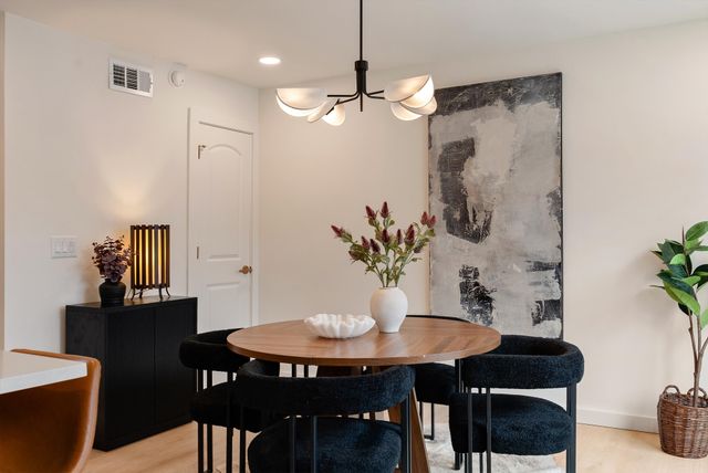 2129 Acklen Ave Apt 6, Nashville, TN 37212