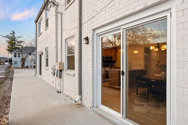 2129 Acklen Ave Apt 6, Nashville, TN 37212