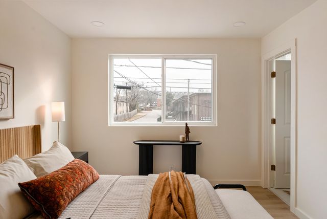 2129 Acklen Ave Apt 6, Nashville, TN 37212