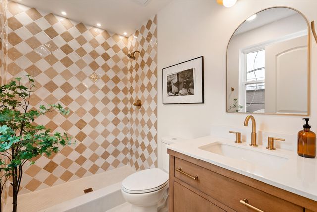 2129 Acklen Ave Apt 6, Nashville, TN 37212