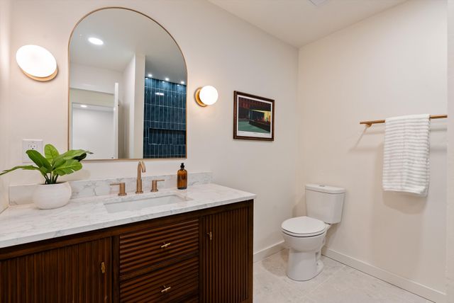 2129 Acklen Ave Apt 6, Nashville, TN 37212