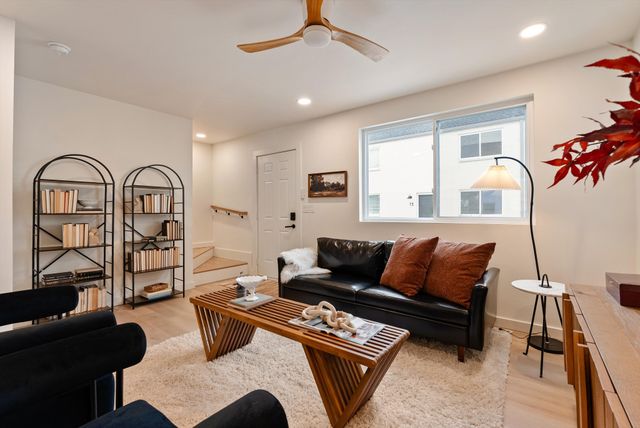 2129 Acklen Ave Apt 6, Nashville, TN 37212